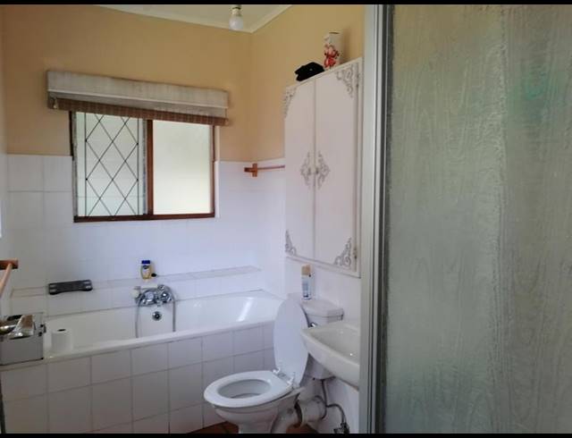 4 BEDROOM HOUSE FOR SALE IN MEER EN SEE